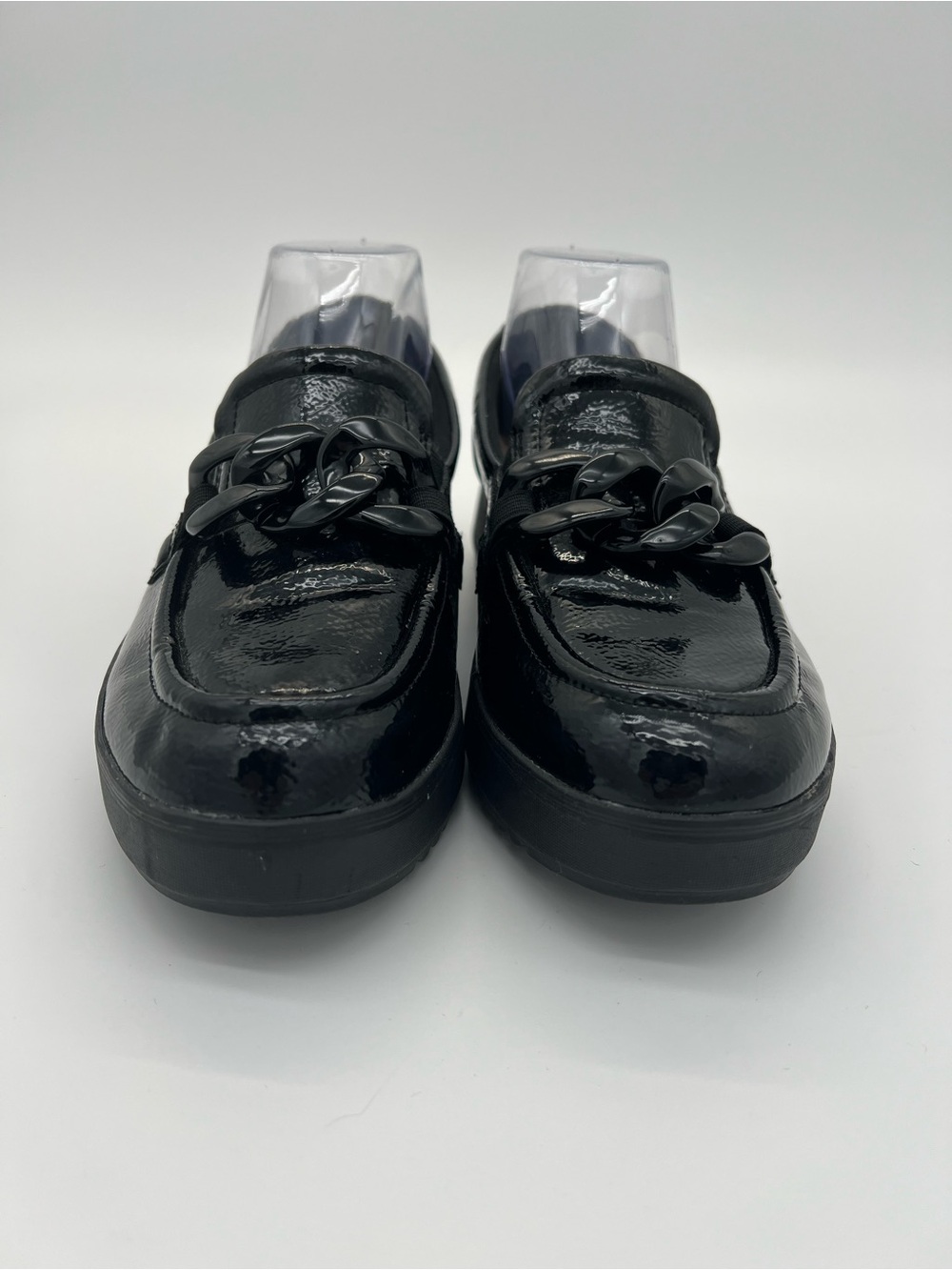 Clarks Women’s Black Patent Chain Loafers size 8.5 - Picture 3 of 9